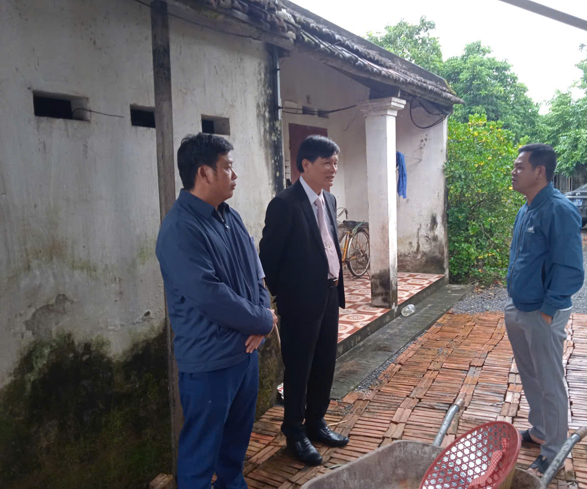 Ban chỉ đạo rà soát hộ nghèo, hộ cận nghèo tỉnh tổ chức kiểm tra công tác rà soát hộ nghèo, hộ cận nghèo định kỳ năm 2025 tại một số địa phương trong tỉnh