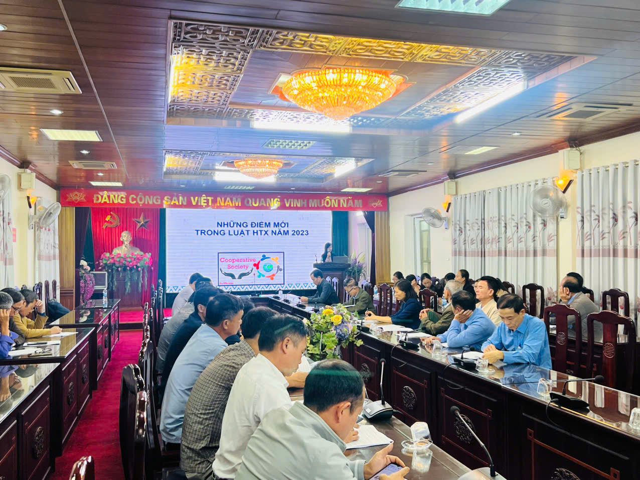 Chi cục Phát triển nông thôn tổ chức Hội nghị tập huấn, bồi dưỡng kiến thức nâng cao năng lực cho cán bộ quản lý, các tổ đội dịch vụ các HTX nông nghiệp năm 2025