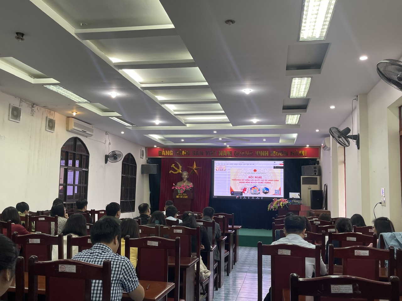 Chuẩn bị vận hành hệ thống giải quyết thủ tục hành chính ngành nông nghiệp và môi trường từ 1/1/2026